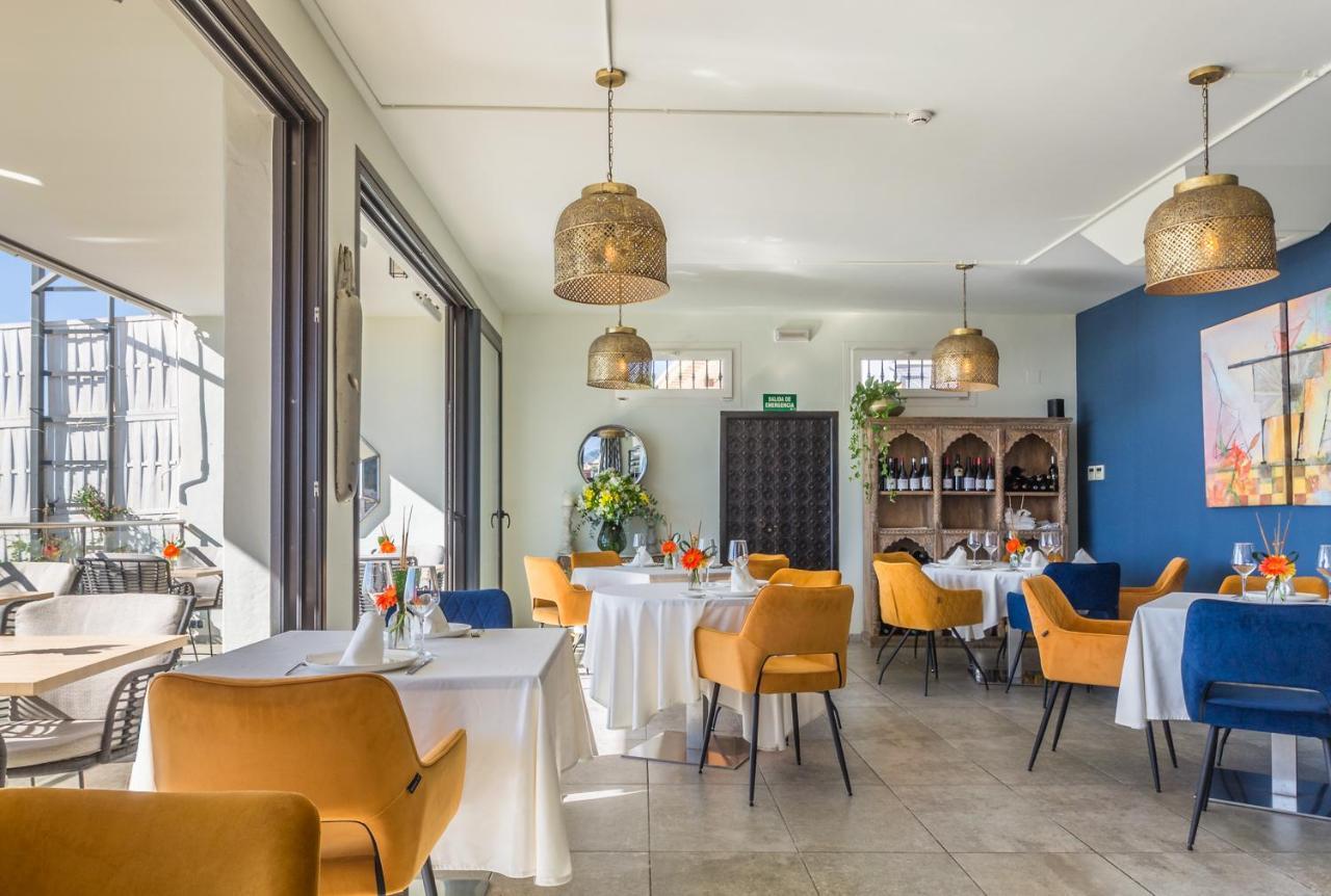 Hotel Miba Salobreña Екстериор снимка