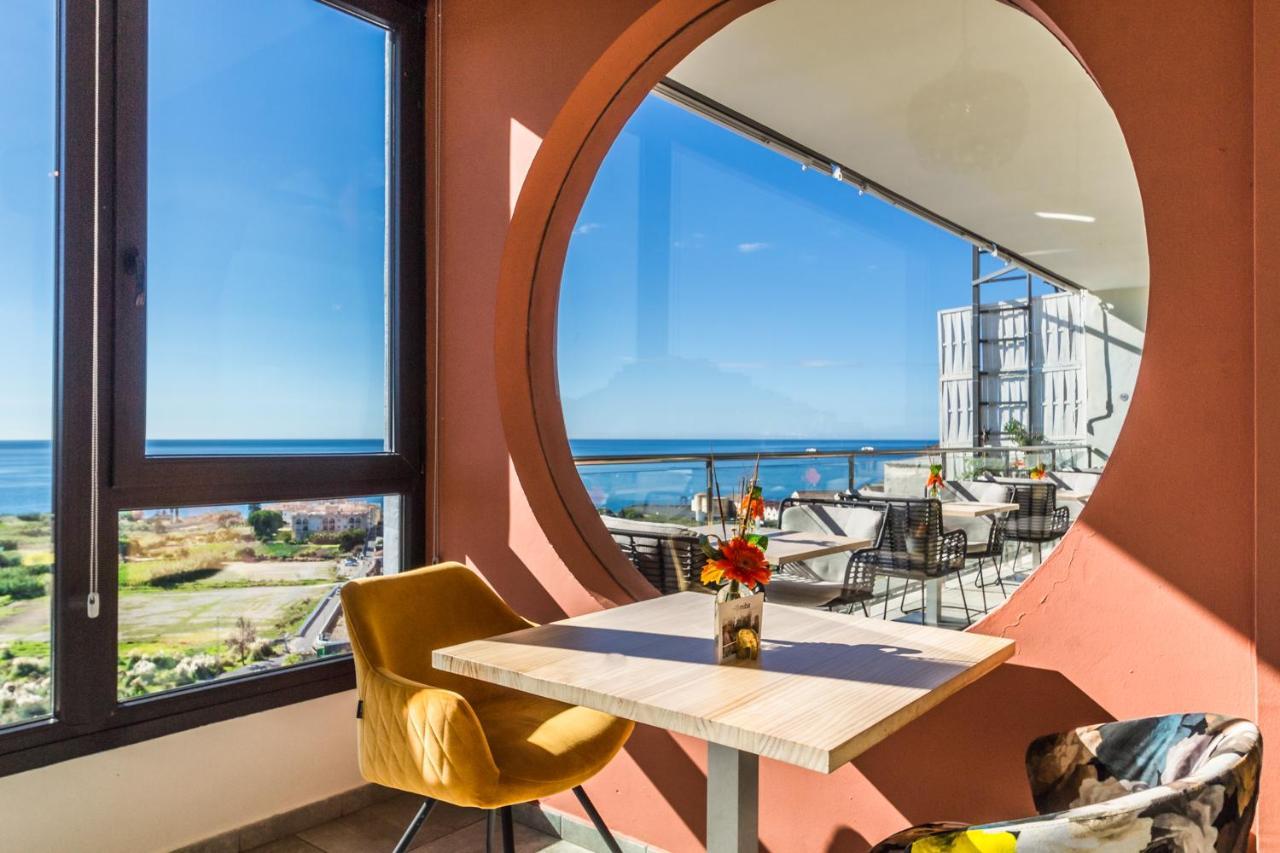 Hotel Miba Salobreña Екстериор снимка